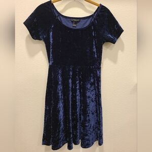 Dark Blue Small Velvet Short Sleeve Midi Dress